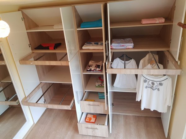 Dulap pentru mansarda la camanda interior