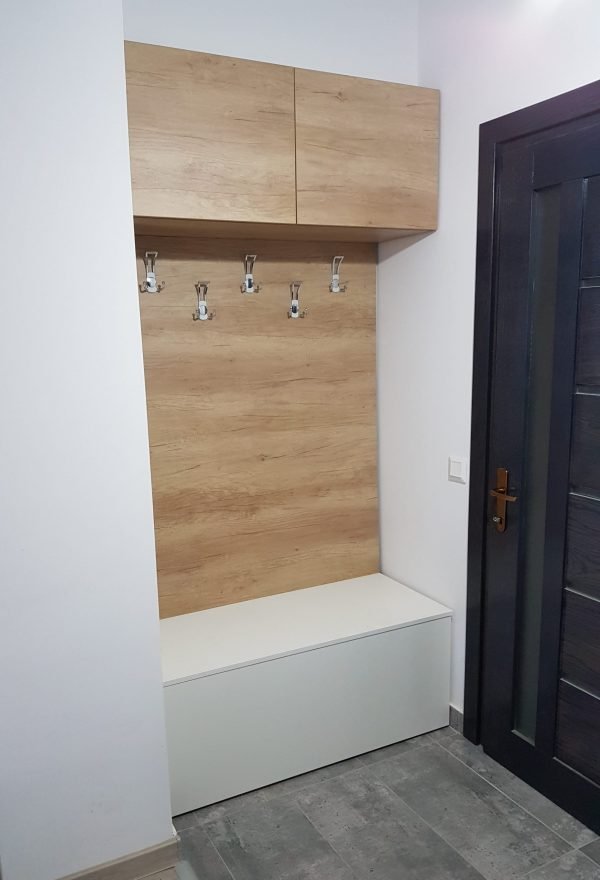 Mobilier pentru hol personalizat