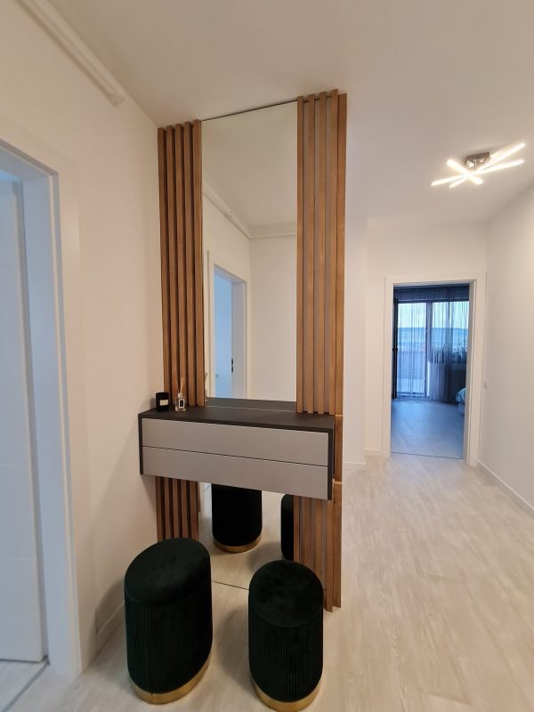 Hol suspendat __ exterior MDF AGT 3023 Supramat Dolphin Grey __ usi MDF infoliat NettFront Gri Metal Ultra Mat __ tip-on Blum __