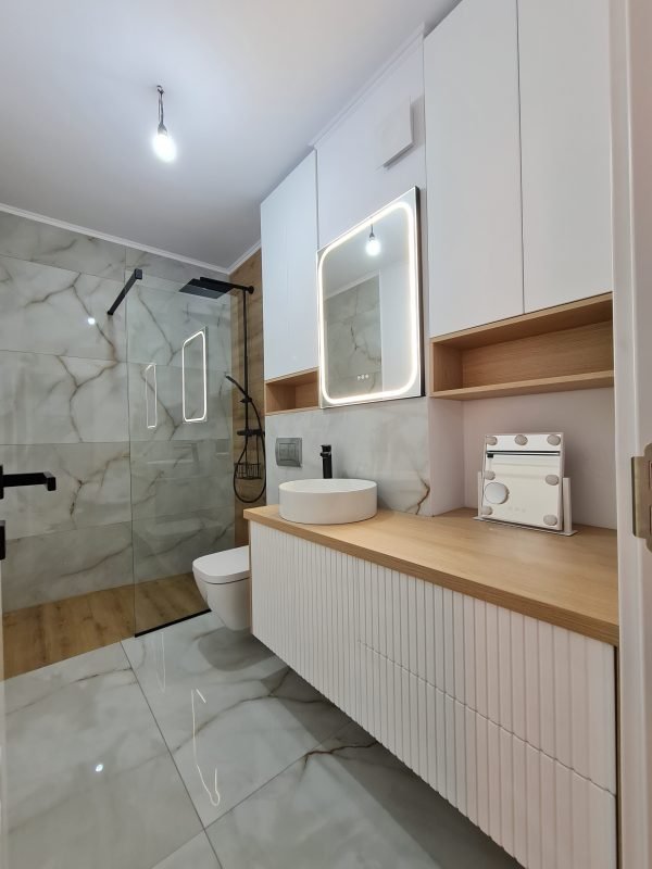 1 Baie usi riflate by cncwoodskillsPUNCTom Stejar Vicenza Egger Mobila Cluj 2024 Mdf Alb Lucios