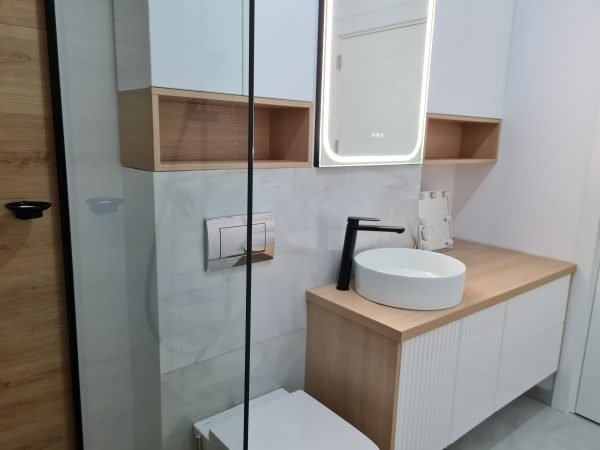 Baie usi riflate by cncwoodskillsPUNCTom Stejar Vicenza Egger Mobila Cluj 2024 Mdf Alb Lucios 3